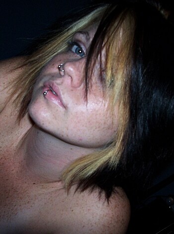 Megagallery - Lesbian Amateur Girls - Photo 12