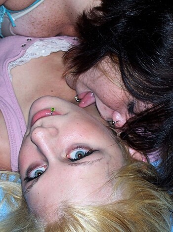 Megagallery - Lesbian Amateur Girls - Photo 212