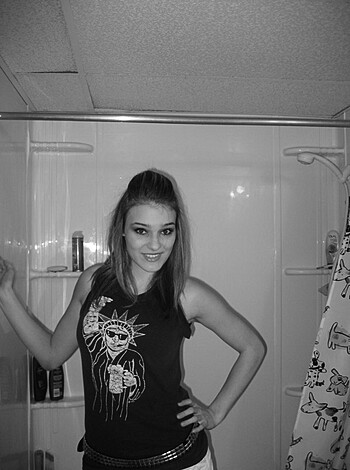 Girlfriend Melissa - Selfshot - Photo 11