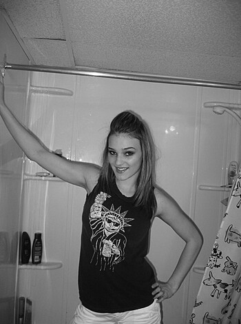 Girlfriend Melissa - Selfshot - Photo 18