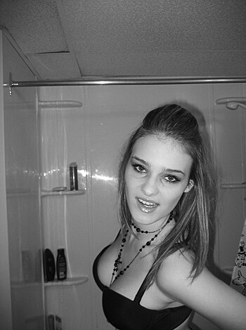 Girlfriend Melissa - Selfshot - Photo 26