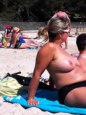 Nudist beach 18 - Photo 14