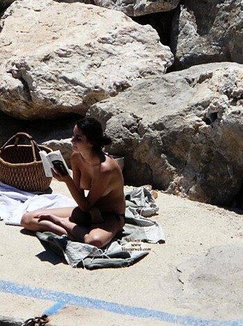Nudist beach 16 - Photo 19