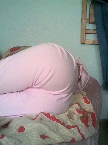 "Look at this dumbass fuck who's laying on the bed with his ass up in the air, probably snoring like a pig."