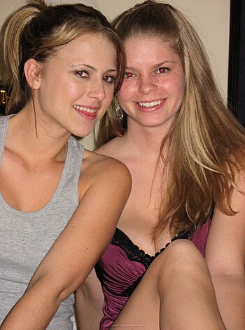 2 girls on 1 boy - Photo 23