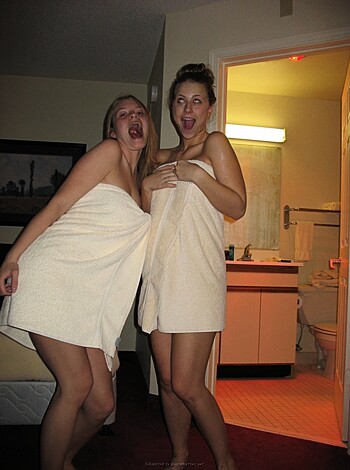 2 girls on 1 boy - Photo 40