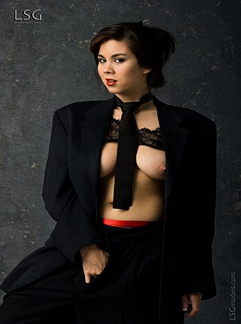 Mai-Ly - Photo 1