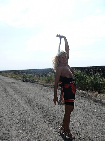 Russian milf 1 - Photo 18
