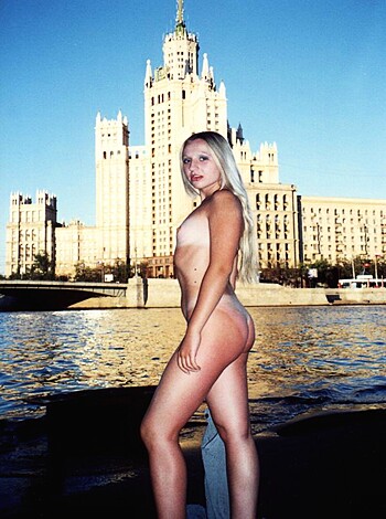 Russian Exhibitionist Girl - Photo 51