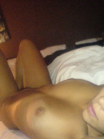 Girlfriend Lucy - Selfshot - Photo 29