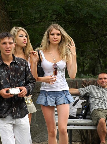 Great Upskirt - Photo 34