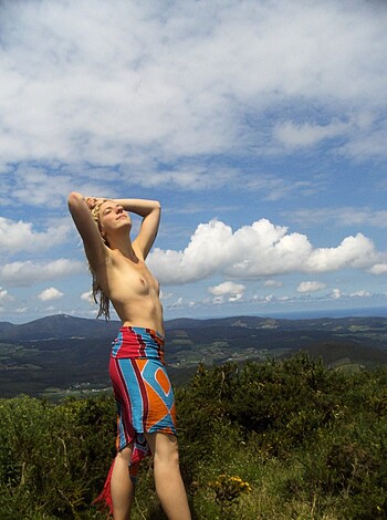 Nature Girls - Photo 10