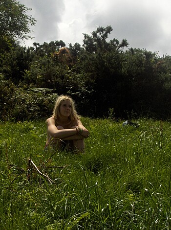 Nature Girls - Photo 18