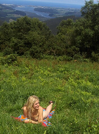 Nature Girls - Photo 20