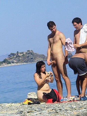 Beach Life - Photo 32