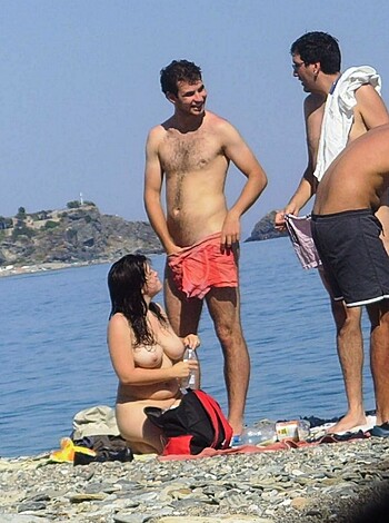 Beach Life - Photo 33