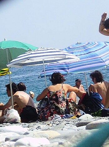 Beach Life - Photo 43