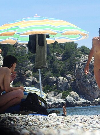 Beach Life - Photo 45