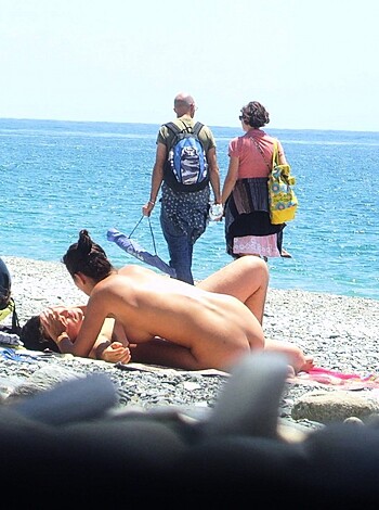 Beach Life - Photo 59