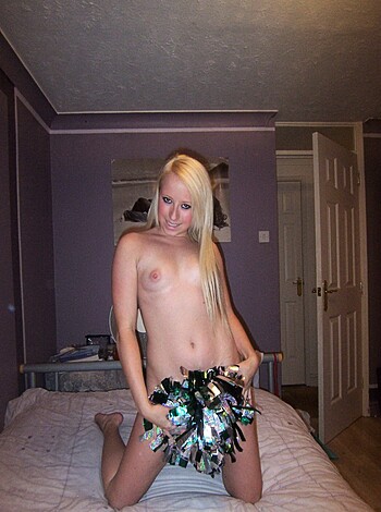 Selfshot Blond in Purple Room - Photo 47