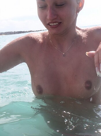 Nude Beach Vacation Chicks - Photo 13