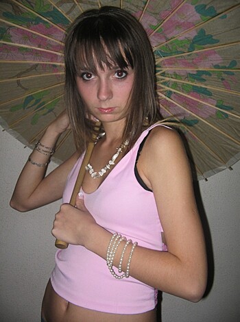 Hot girlfriend - Photo 6
