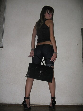 Hot girlfriend - Photo 44