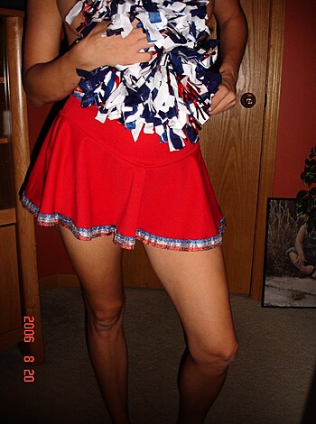 Cheerlander fucking - Photo 2