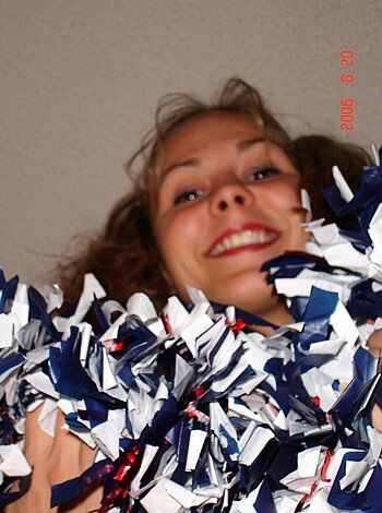 Cheerlander fucking - Photo 15