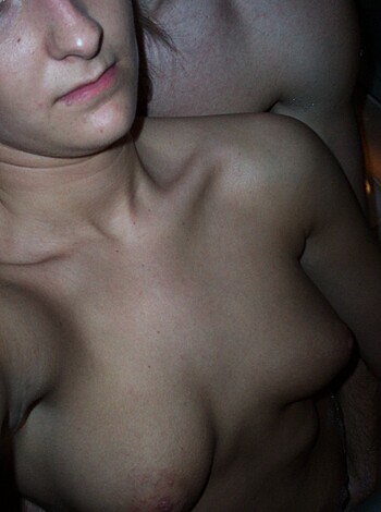 Couple fucking  in bathtube - Photo 45