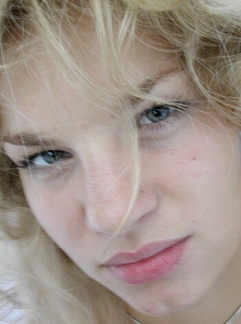 Naked blonde gf - Photo 3