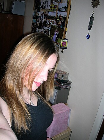 Teen Girlfriend with dildo - Photo 19