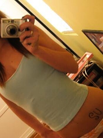 Selfshots - Topless slut - Photo 7