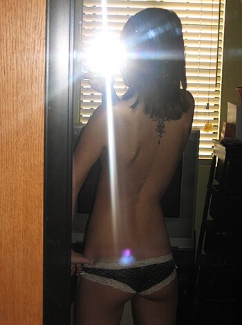 Selfshots - Topless slut - Photo 23