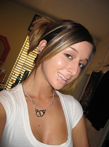 Selfshots - Topless slut - Photo 65