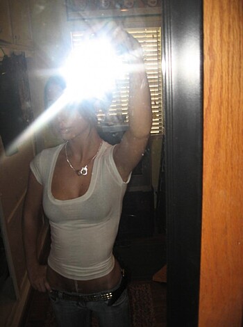 Selfshots - Topless slut - Photo 68
