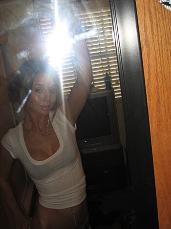 Selfshots - Topless slut - Photo 79