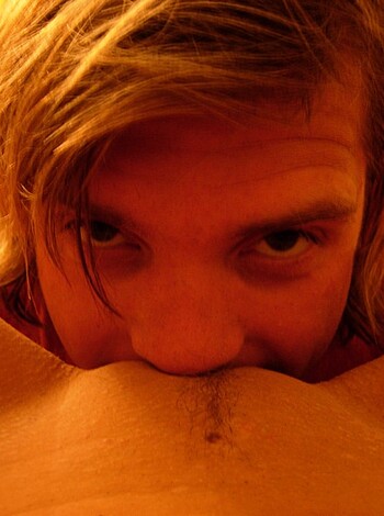 Shaving and fucking blonde girl - Photo 35