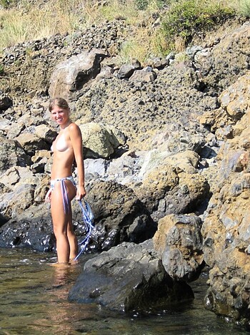 Topless on snowboard - Photo 41