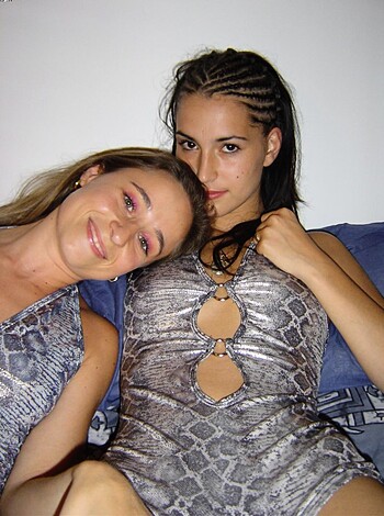 Pose on vacation - Photo 20