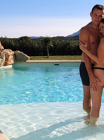 Pose on vacation - Photo 29