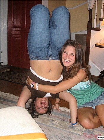 Upskirt3 - Photo 38