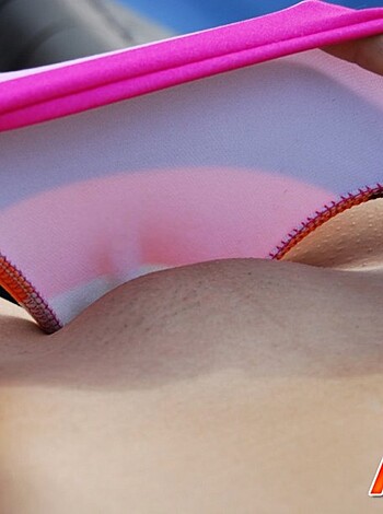 Nude on the boat - Photo 5
