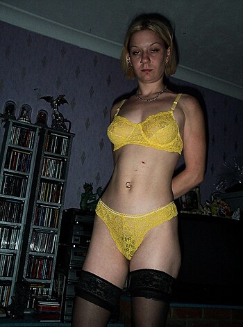 Ex GFCaroline at Christmas - Photo 2