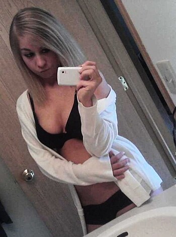 Dirty Little Bitch - Photo 6