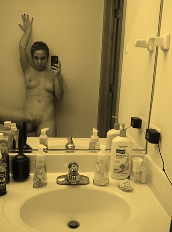 Dirty Little Bitch - Photo 22
