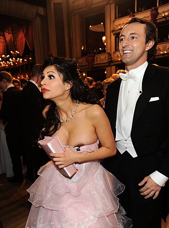 Oops Celebrity Accidental 2 - Photo 44