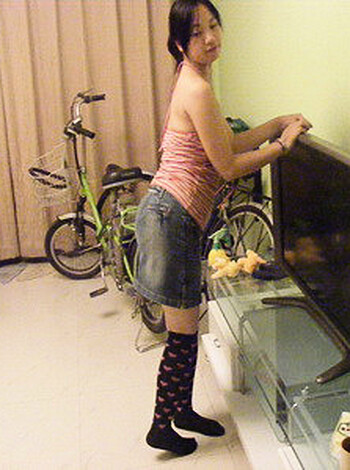 Dirty Asian Whores - Photo 5