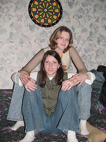 Amateur Lesbian Girls - Photo 1