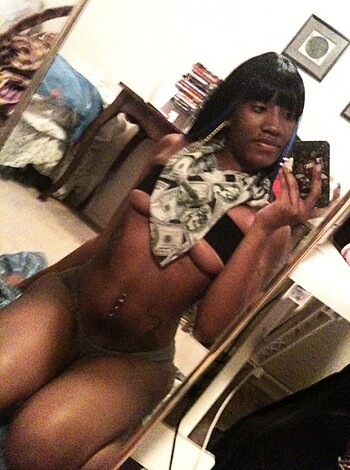 Black Bitch - Photo 14